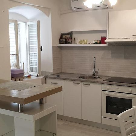 Ulica Dvori Narca 12 Apartment 4+2 Per. Baska  Exterior photo